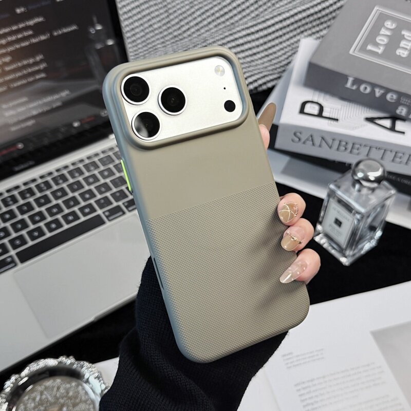 공식 웹사이트 도트 패턴 같은 스타일로 애플 17프로맥 - Phone Cases Websites 리뷰 및 가격